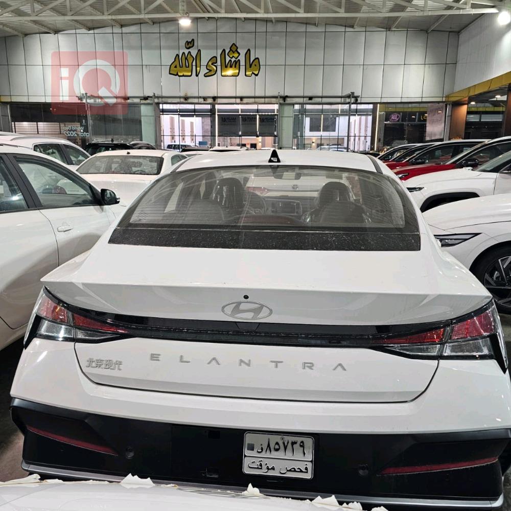 هیوندای ئەلەنترا